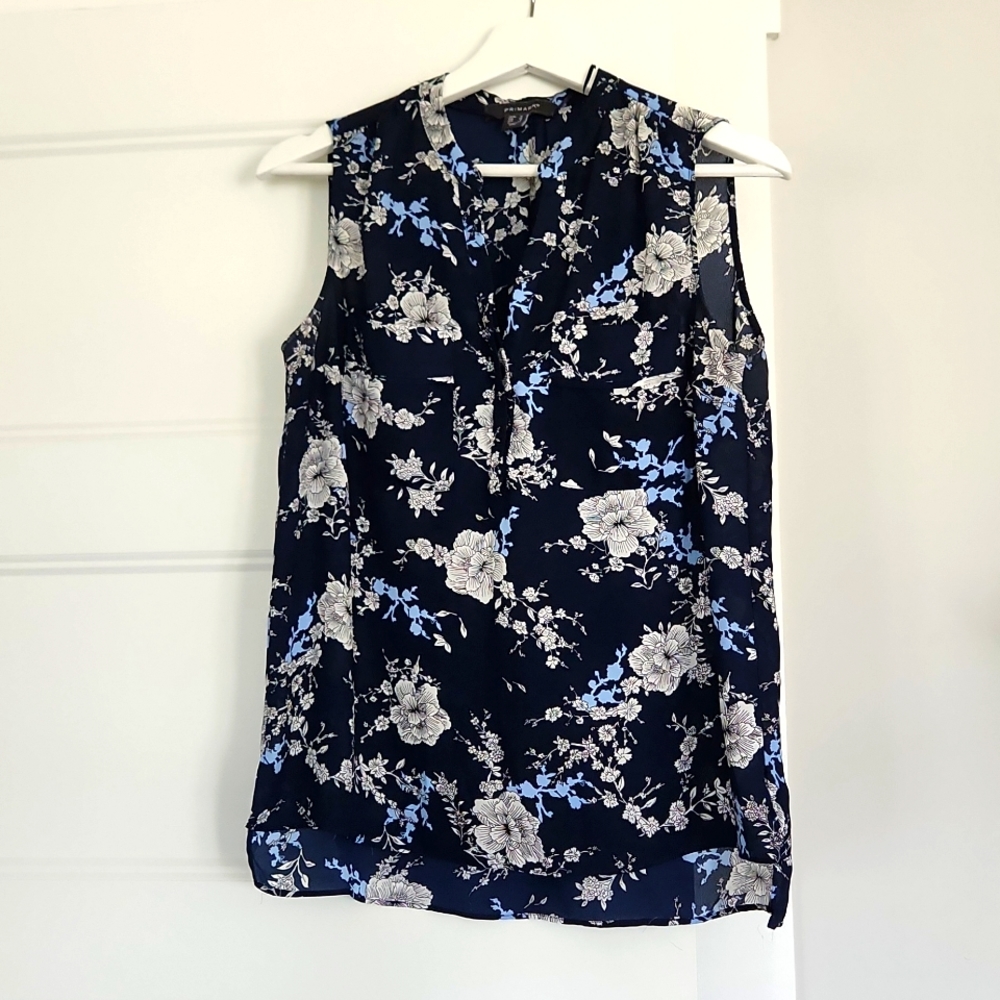 Sleeveless Blouse